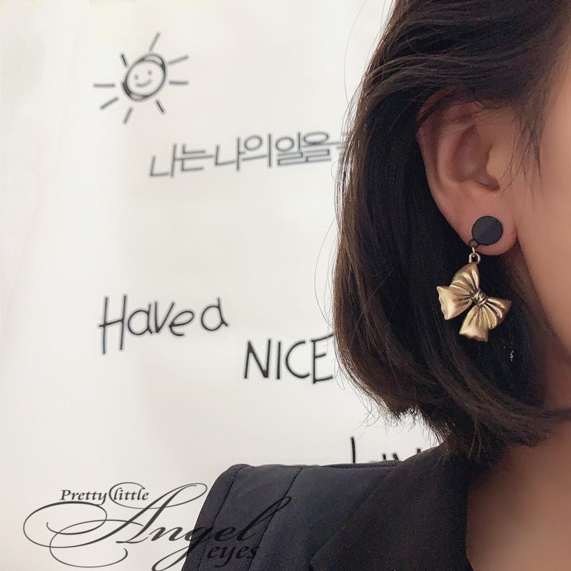 Boucle d'oreilles nœud à deux boucles, Vintage style