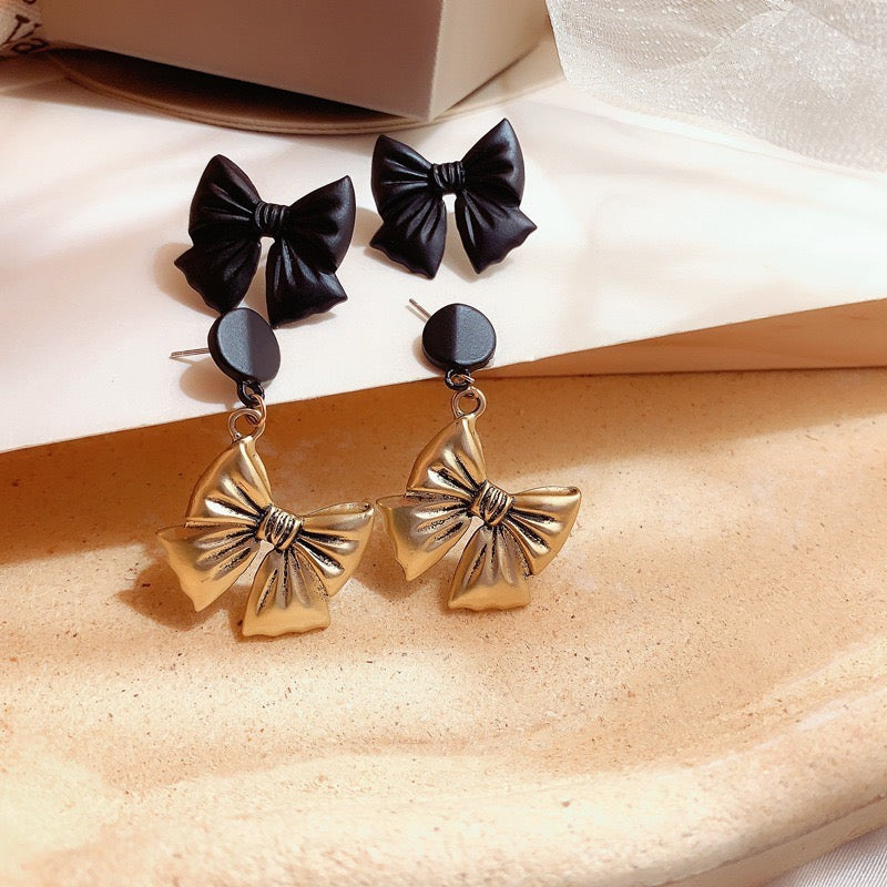 Boucle d'oreilles nœud à deux boucles, Vintage style